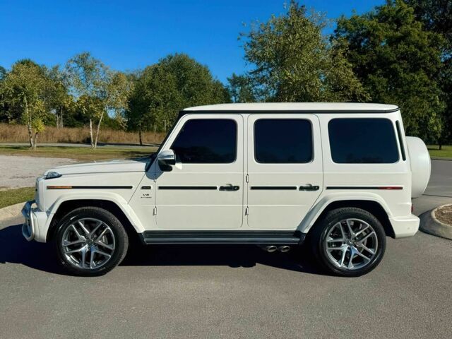 Белый Мерседес Г-Класс, объемом двигателя 4 л и пробегом 32 тыс. км за 76500 $, фото 3 на Automoto.ua