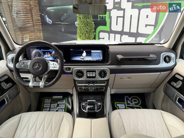 Белый Мерседес Г-Класс, объемом двигателя 4 л и пробегом 38 тыс. км за 210000 $, фото 20 на Automoto.ua