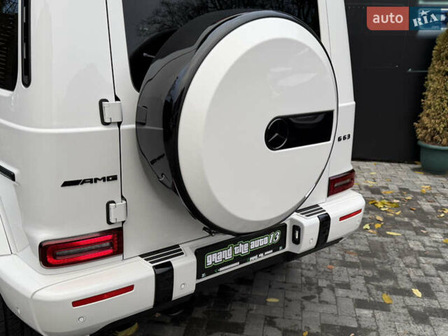 Белый Мерседес Г-Класс, объемом двигателя 4 л и пробегом 38 тыс. км за 210000 $, фото 61 на Automoto.ua