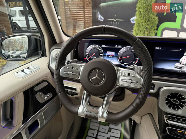 Белый Мерседес Г-Класс, объемом двигателя 4 л и пробегом 38 тыс. км за 210000 $, фото 25 на Automoto.ua