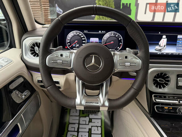 Белый Мерседес Г-Класс, объемом двигателя 4 л и пробегом 38 тыс. км за 210000 $, фото 17 на Automoto.ua