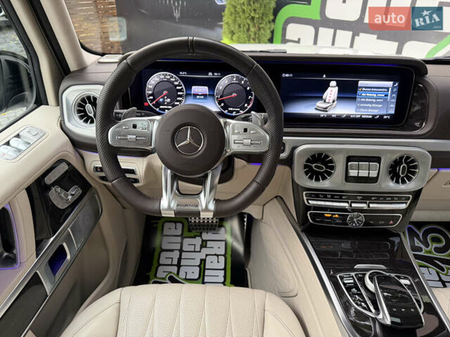 Белый Мерседес Г-Класс, объемом двигателя 4 л и пробегом 38 тыс. км за 210000 $, фото 24 на Automoto.ua