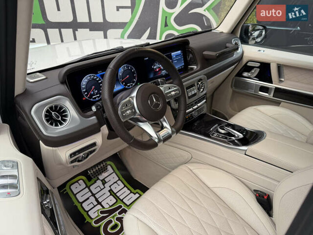 Белый Мерседес Г-Класс, объемом двигателя 4 л и пробегом 38 тыс. км за 210000 $, фото 18 на Automoto.ua