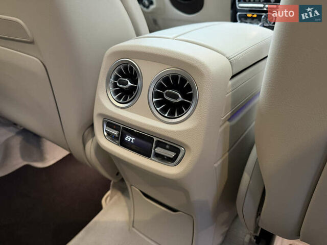 Белый Мерседес Г-Класс, объемом двигателя 4 л и пробегом 38 тыс. км за 210000 $, фото 51 на Automoto.ua