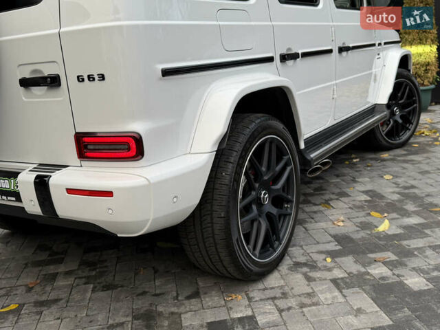 Белый Мерседес Г-Класс, объемом двигателя 4 л и пробегом 38 тыс. км за 210000 $, фото 58 на Automoto.ua