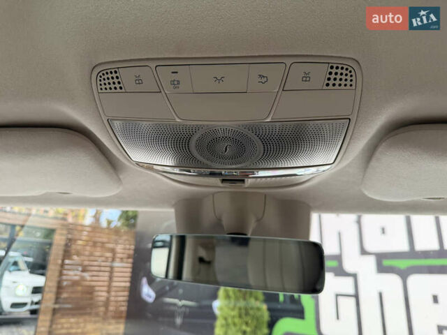 Белый Мерседес Г-Класс, объемом двигателя 4 л и пробегом 38 тыс. км за 210000 $, фото 37 на Automoto.ua