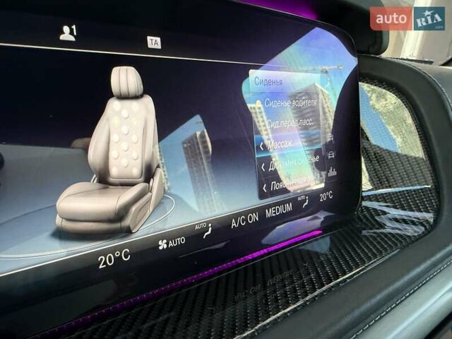 Белый Мерседес Г-Класс, объемом двигателя 4 л и пробегом 39 тыс. км за 177333 $, фото 77 на Automoto.ua