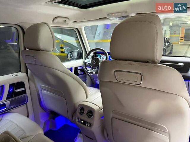 Белый Мерседес Г-Класс, объемом двигателя 3.98 л и пробегом 25 тыс. км за 219500 $, фото 70 на Automoto.ua