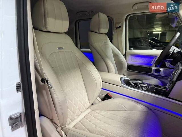 Белый Мерседес Г-Класс, объемом двигателя 3.98 л и пробегом 25 тыс. км за 219500 $, фото 107 на Automoto.ua