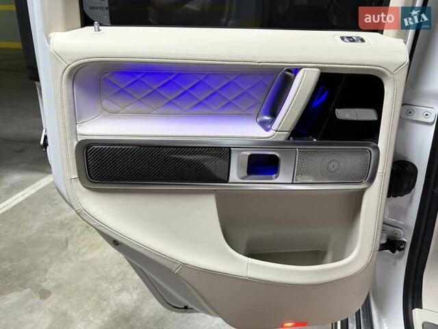 Белый Мерседес Г-Класс, объемом двигателя 3.98 л и пробегом 25 тыс. км за 219500 $, фото 60 на Automoto.ua