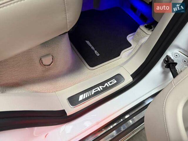 Белый Мерседес Г-Класс, объемом двигателя 3.98 л и пробегом 25 тыс. км за 219500 $, фото 75 на Automoto.ua