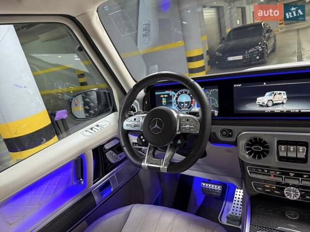 Белый Мерседес Г-Класс, объемом двигателя 3.98 л и пробегом 25 тыс. км за 219500 $, фото 100 на Automoto.ua