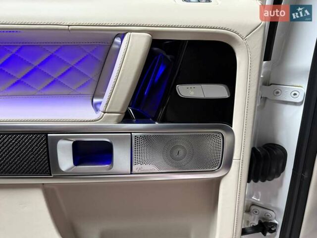Белый Мерседес Г-Класс, объемом двигателя 3.98 л и пробегом 25 тыс. км за 219500 $, фото 61 на Automoto.ua
