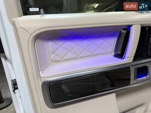 Белый Мерседес Г-Класс, объемом двигателя 3.98 л и пробегом 25 тыс. км за 219500 $, фото 38 на Automoto.ua