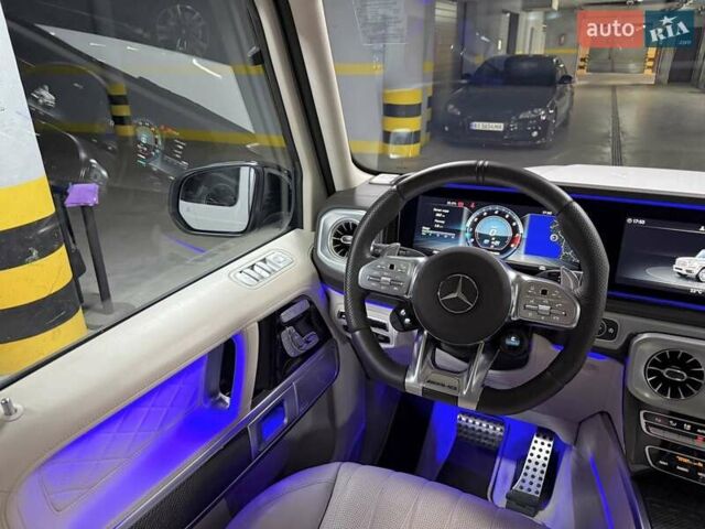 Белый Мерседес Г-Класс, объемом двигателя 3.98 л и пробегом 25 тыс. км за 219500 $, фото 82 на Automoto.ua