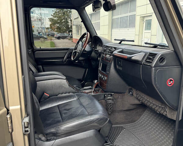 Бежевый Мерседес Г-Класс, объемом двигателя 3 л и пробегом 202 тыс. км за 39700 $, фото 14 на Automoto.ua