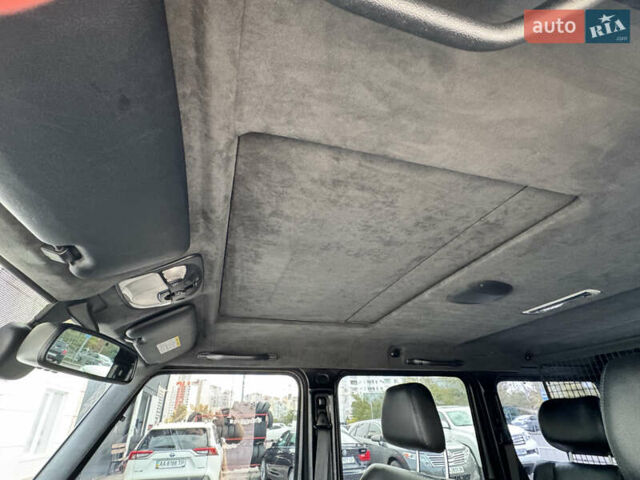 Бежевый Мерседес Г-Класс, объемом двигателя 3 л и пробегом 202 тыс. км за 39700 $, фото 9 на Automoto.ua