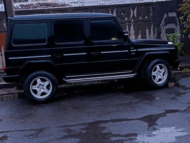 Черный Мерседес Г-Класс, объемом двигателя 3.2 л и пробегом 190 тыс. км за 12000 $, фото 1 на Automoto.ua
