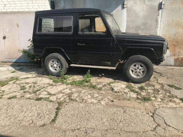 Чорний Мерседес Г-Клас, об'ємом двигуна 3 л та пробігом 250 тис. км за 3699 $, фото 2 на Automoto.ua
