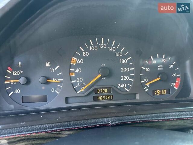 Черный Мерседес Г-Класс, объемом двигателя 3.23 л и пробегом 465 тыс. км за 17888 $, фото 27 на Automoto.ua