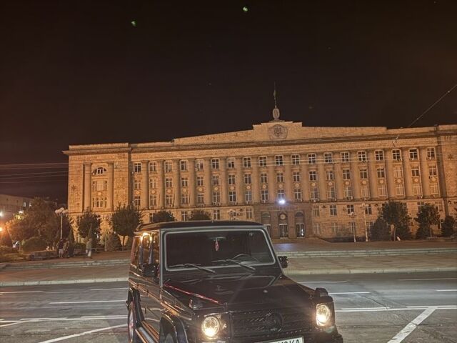 Чорний Мерседес Г-Клас, об'ємом двигуна 3.4 л та пробігом 350 тис. км за 17000 $, фото 17 на Automoto.ua