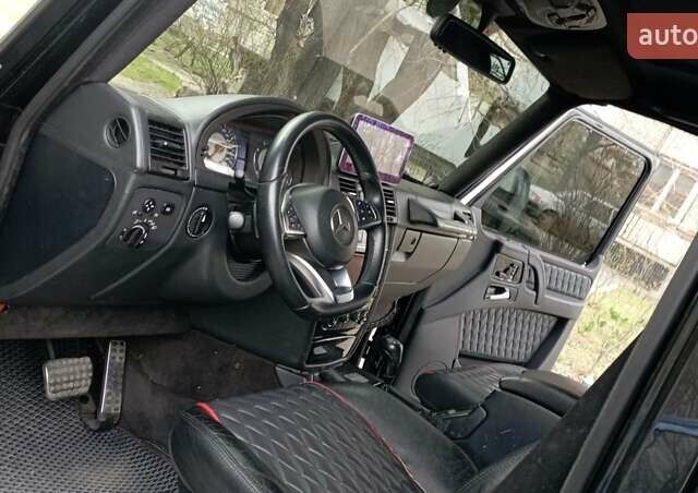 Чорний Мерседес Г-Клас, об'ємом двигуна 5 л та пробігом 200 тис. км за 20400 $, фото 2 на Automoto.ua