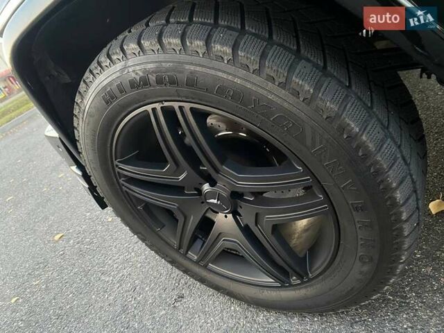 Черный Мерседес Г-Класс, объемом двигателя 5 л и пробегом 188 тыс. км за 25500 $, фото 32 на Automoto.ua