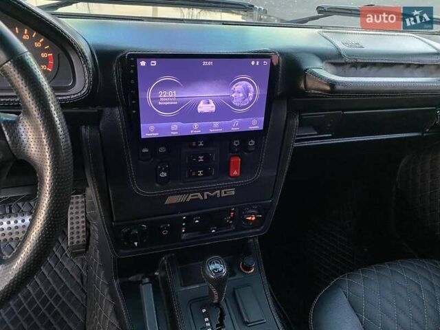 Черный Мерседес Г-Класс, объемом двигателя 5 л и пробегом 188 тыс. км за 25500 $, фото 44 на Automoto.ua