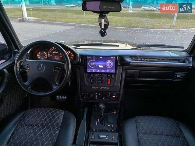 Черный Мерседес Г-Класс, объемом двигателя 5 л и пробегом 188 тыс. км за 25500 $, фото 56 на Automoto.ua
