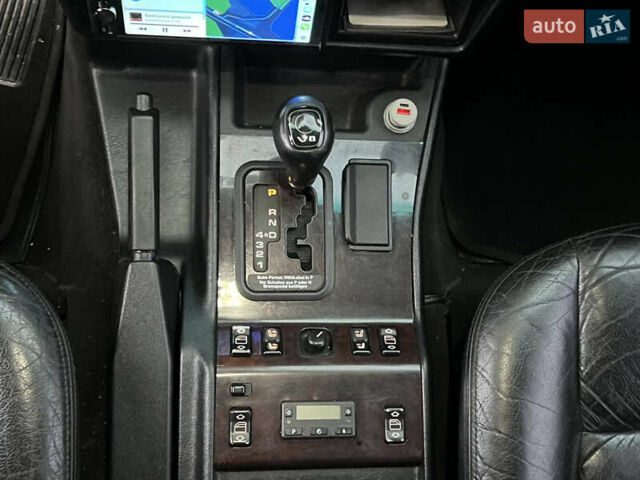 Черный Мерседес Г-Класс, объемом двигателя 5 л и пробегом 252 тыс. км за 20100 $, фото 2 на Automoto.ua