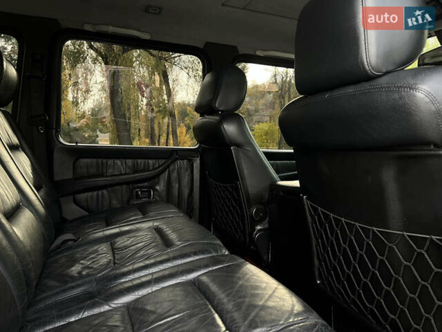 Чорний Мерседес Г-Клас, об'ємом двигуна 4.97 л та пробігом 350 тис. км за 20500 $, фото 19 на Automoto.ua