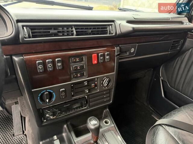 Черный Мерседес Г-Класс, объемом двигателя 4.97 л и пробегом 280 тыс. км за 16900 $, фото 29 на Automoto.ua