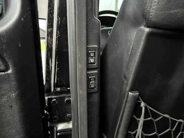 Черный Мерседес Г-Класс, объемом двигателя 5 л и пробегом 252 тыс. км за 20100 $, фото 20 на Automoto.ua