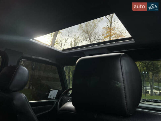 Чорний Мерседес Г-Клас, об'ємом двигуна 4.97 л та пробігом 350 тис. км за 20500 $, фото 21 на Automoto.ua
