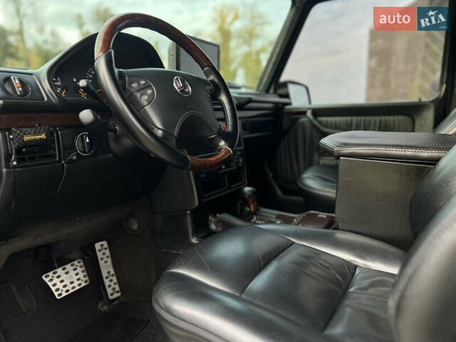 Чорний Мерседес Г-Клас, об'ємом двигуна 4.97 л та пробігом 350 тис. км за 20500 $, фото 13 на Automoto.ua