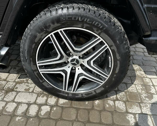 Черный Мерседес Г-Класс, объемом двигателя 4.97 л и пробегом 300 тыс. км за 19999 $, фото 4 на Automoto.ua