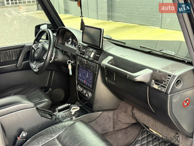 Черный Мерседес Г-Класс, объемом двигателя 4.97 л и пробегом 250 тыс. км за 23500 $, фото 19 на Automoto.ua