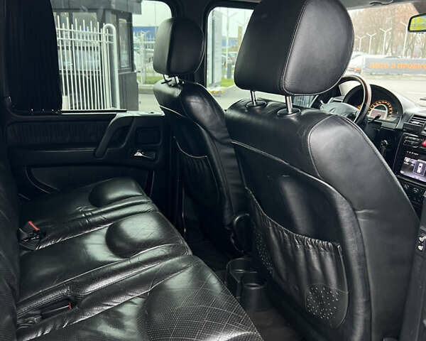Чорний Мерседес Г-Клас, об'ємом двигуна 5 л та пробігом 259 тис. км за 23000 $, фото 20 на Automoto.ua