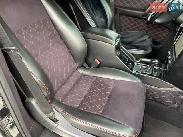 Черный Мерседес Г-Класс, объемом двигателя 5 л и пробегом 205 тыс. км за 22900 $, фото 19 на Automoto.ua