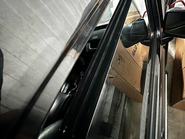 Чорний Мерседес Г-Клас, об'ємом двигуна 5 л та пробігом 102 тис. км за 85000 $, фото 2 на Automoto.ua