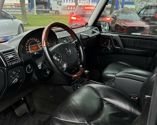Чорний Мерседес Г-Клас, об'ємом двигуна 5 л та пробігом 259 тис. км за 23000 $, фото 25 на Automoto.ua