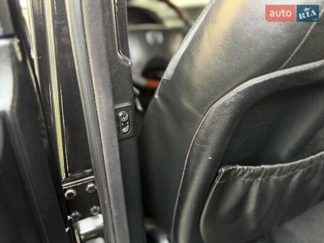 Черный Мерседес Г-Класс, объемом двигателя 5 л и пробегом 303 тыс. км за 22500 $, фото 41 на Automoto.ua