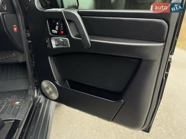 Черный Мерседес Г-Класс, объемом двигателя 5 л и пробегом 150 тыс. км за 39500 $, фото 41 на Automoto.ua