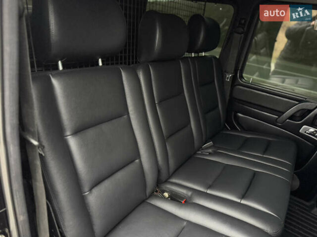 Черный Мерседес Г-Класс, объемом двигателя 5 л и пробегом 150 тыс. км за 39500 $, фото 47 на Automoto.ua