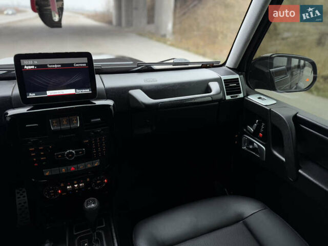 Черный Мерседес Г-Класс, объемом двигателя 5 л и пробегом 150 тыс. км за 39500 $, фото 38 на Automoto.ua