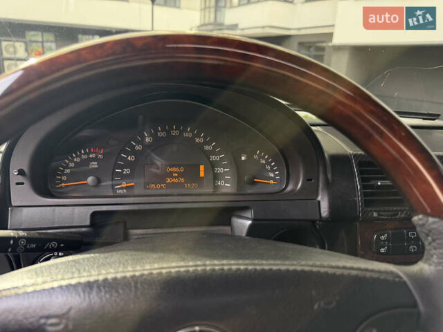 Черный Мерседес Г-Класс, объемом двигателя 5 л и пробегом 303 тыс. км за 22500 $, фото 44 на Automoto.ua