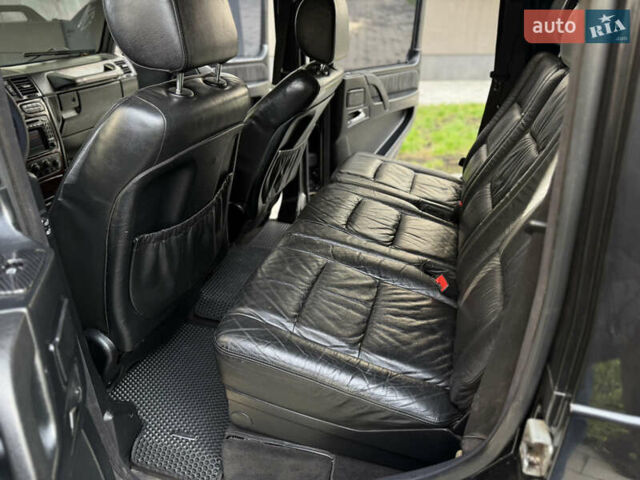 Черный Мерседес Г-Класс, объемом двигателя 5 л и пробегом 303 тыс. км за 22500 $, фото 11 на Automoto.ua