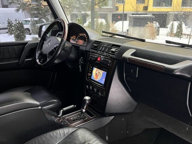 Чорний Мерседес Г-Клас, об'ємом двигуна 5 л та пробігом 260 тис. км за 22900 $, фото 21 на Automoto.ua