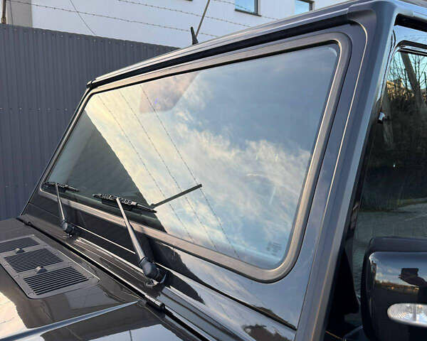 Черный Мерседес Г-Класс, объемом двигателя 5 л и пробегом 232 тыс. км за 34000 $, фото 12 на Automoto.ua