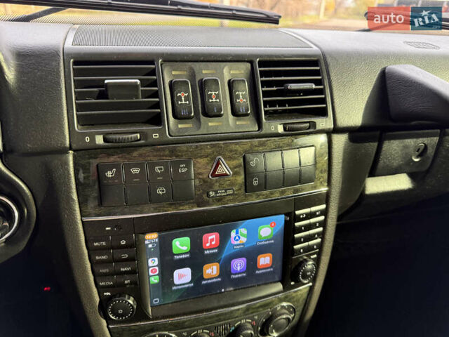 Чорний Мерседес Г-Клас, об'ємом двигуна 4.97 л та пробігом 260 тис. км за 24500 $, фото 5 на Automoto.ua